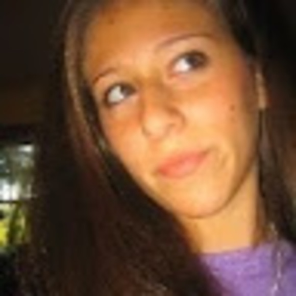 Meet your Posher, Alanna - Picture 1 of 1